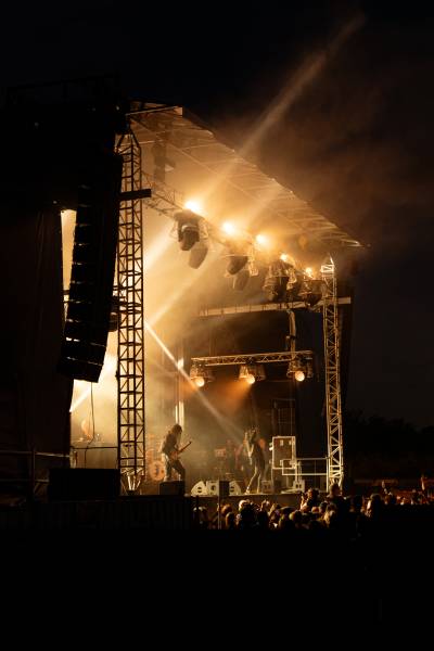 Lumière sur la grande scène du festival